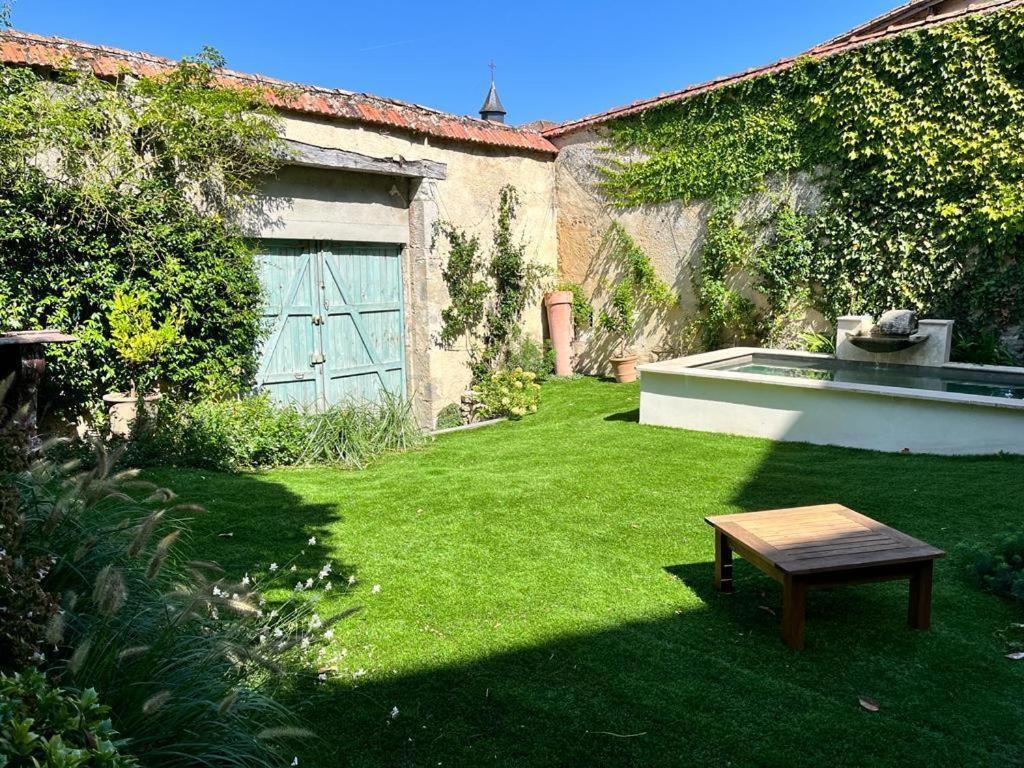 Le Clos De La Cathedrale Bazas Exteriér fotografie